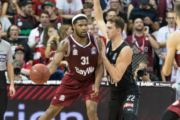 在对抗激烈 在对抗激烈